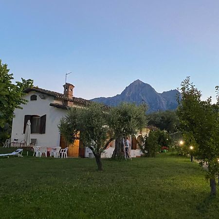 La Casetta Di Trignano Isola del Gran Sasso dʼItalia エクステリア 写真